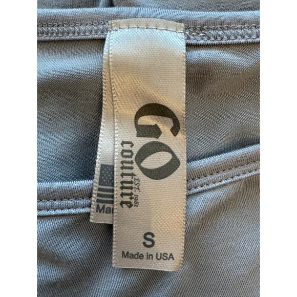 New ~ GO COUTURE ~ Women's Gray Cold Shoulder Sleeve Tunic Blouse Top Size Small - Picture 4 of 6